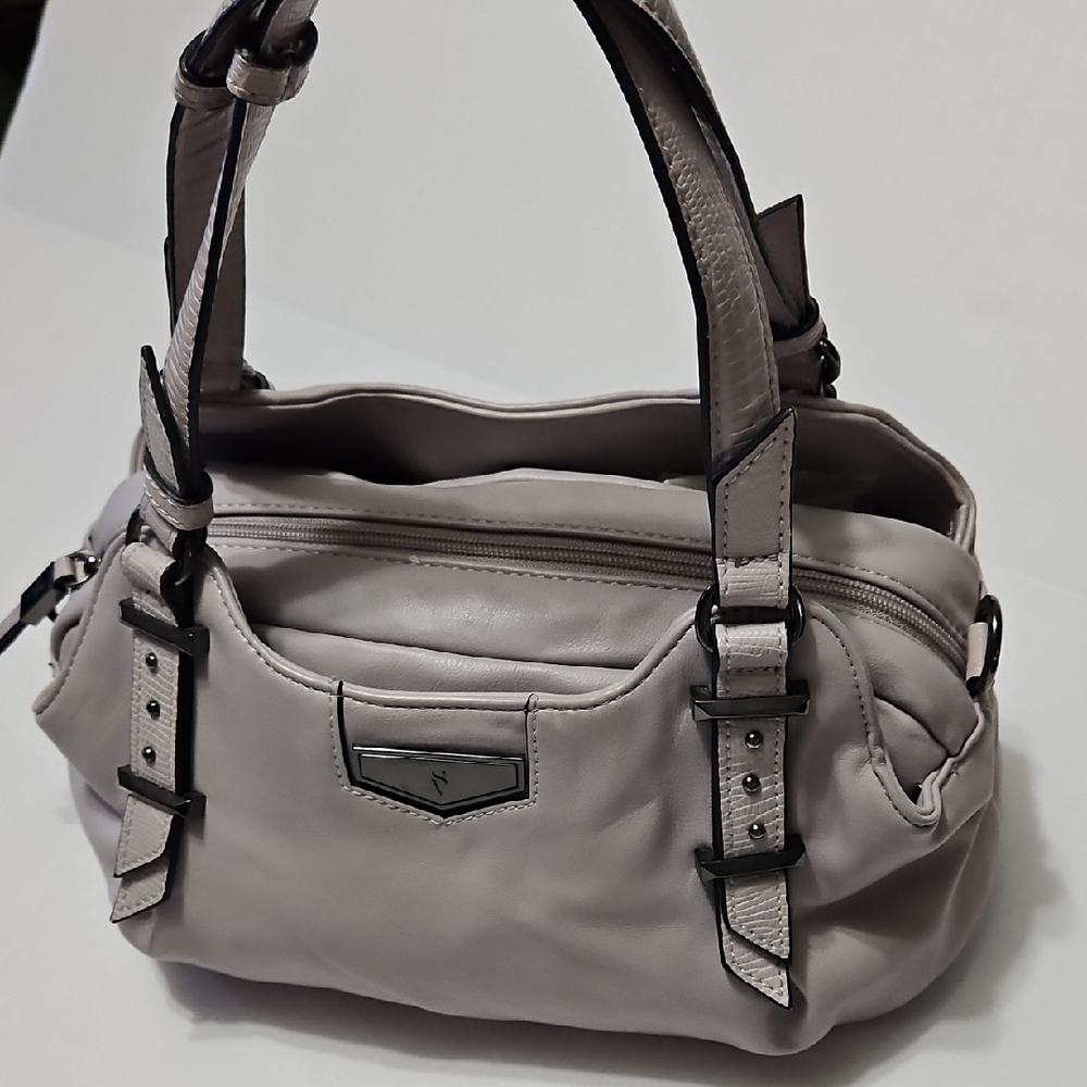 Elegant Gray Handbag
